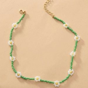 Flower necklace